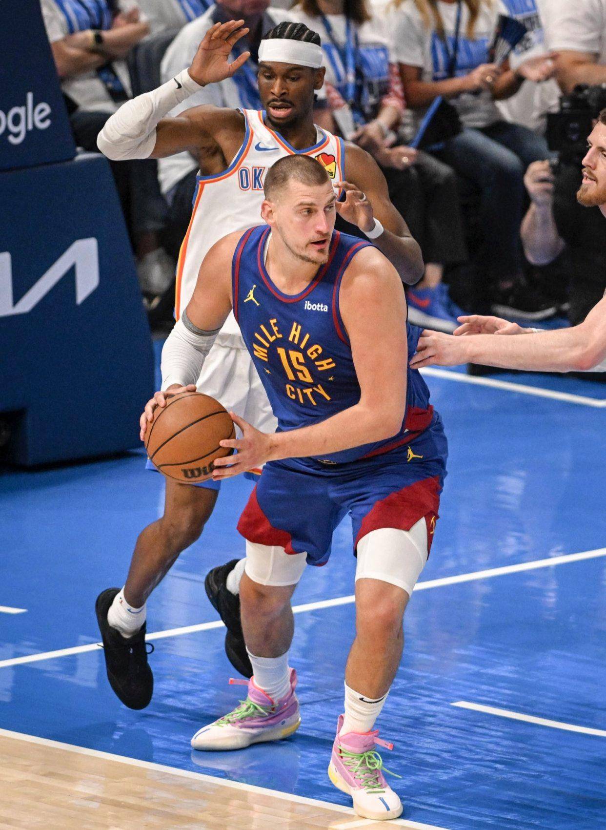 活动上与球 活动上与球