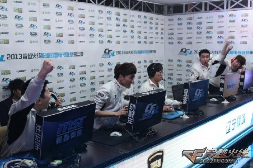 坚持自己的 坚持自己的