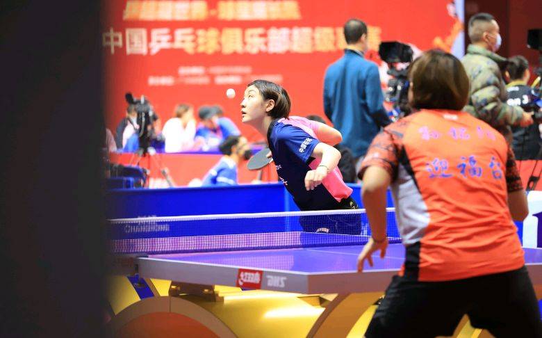 作为国际足 作为国际足